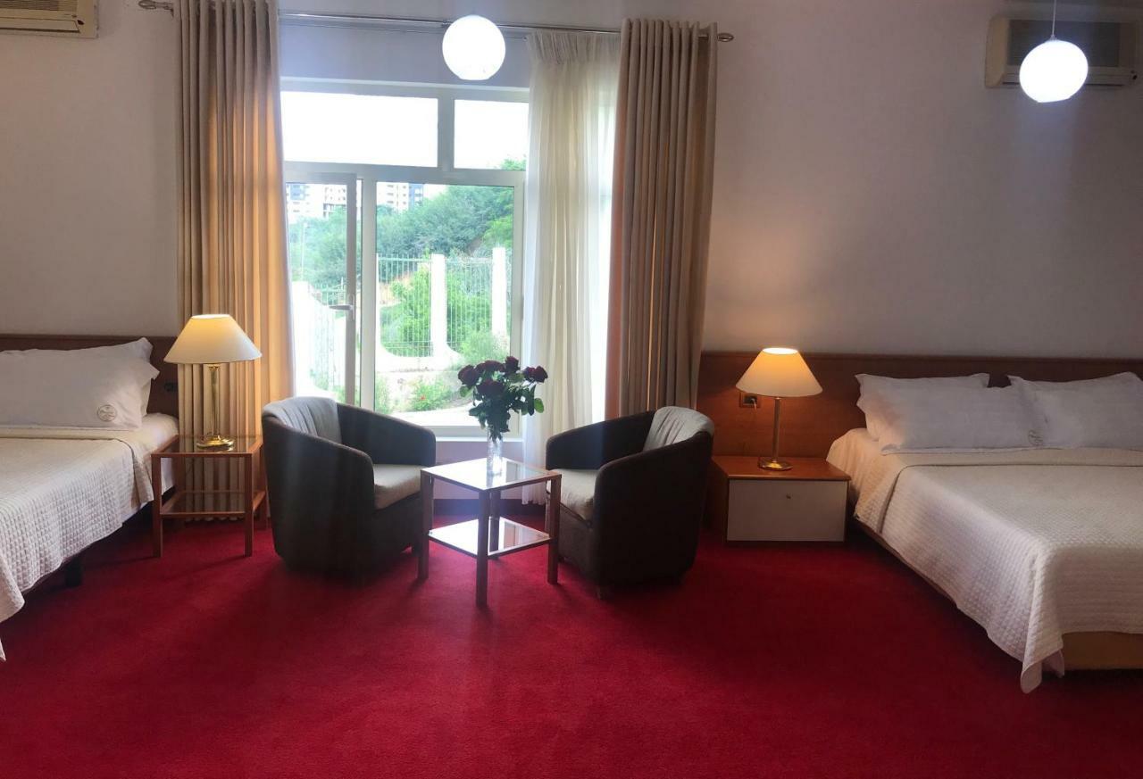 Chateau Linza Resort Tirana Exterior photo