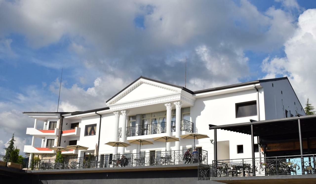 Chateau Linza Resort Tirana Exterior photo
