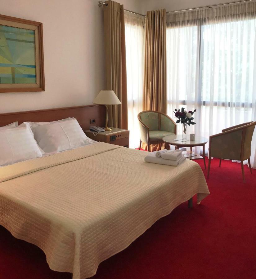 Chateau Linza Resort Tirana Exterior photo